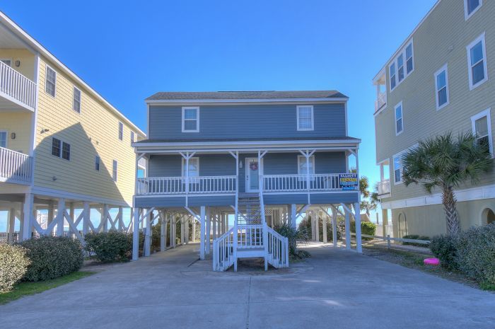 View Lovely Oceanfront Vacation Beach