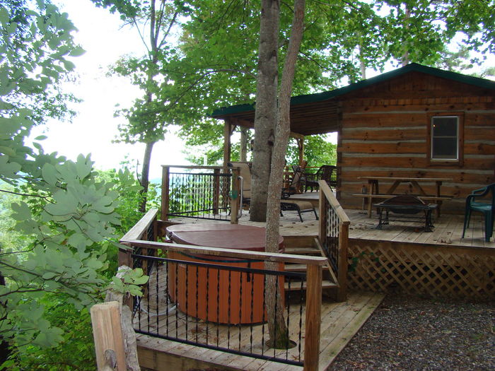 View Bear Hug Cabin  Romantic 1 Bedroom