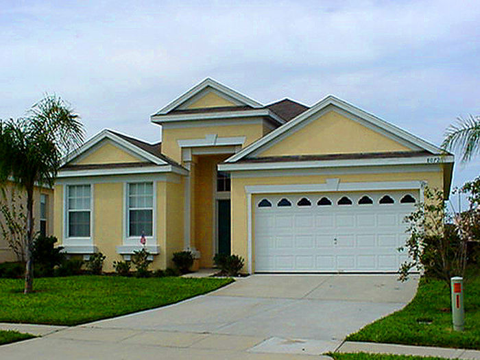 View 4 Bed Executive Home Near Disney