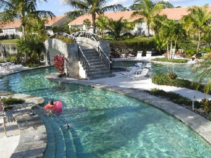 View Beautiful Condo in Naples FL Falling