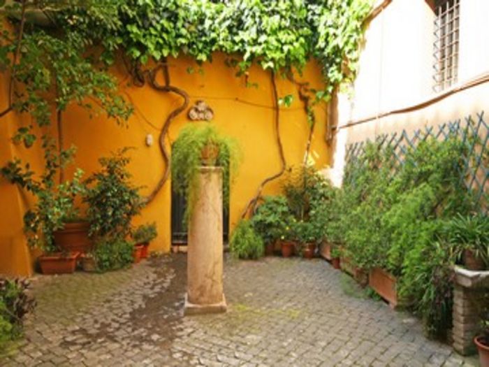 View Daniela Loft in Trastevere
