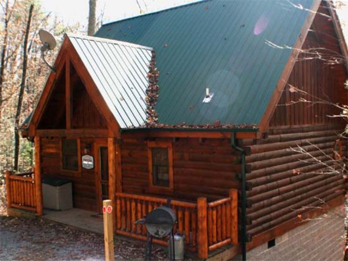 View Starry Nites Cabin between Gatlinburg