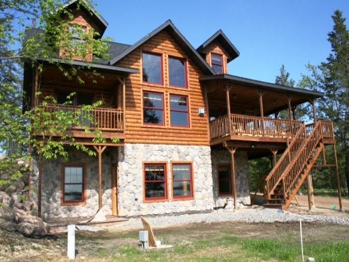 Blackduck, Minnesota Luxury 6 bedroom