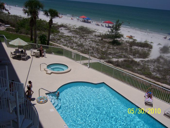 View Upscale FlorIda Beach Condo with