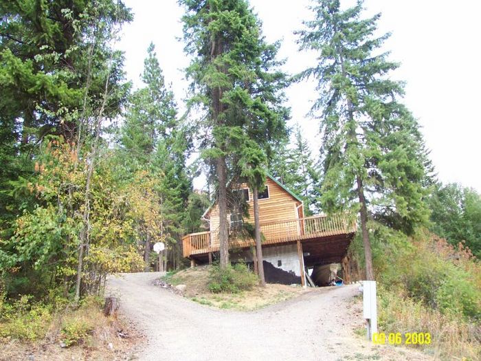 View Cedar Cabin with Lakeview near