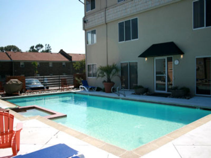 View Virginia Beach Condo 28th St 101