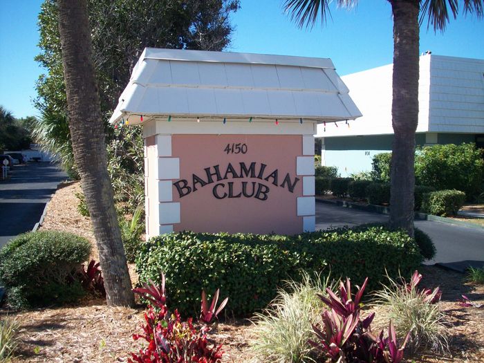 View Bahamian Club Rentals