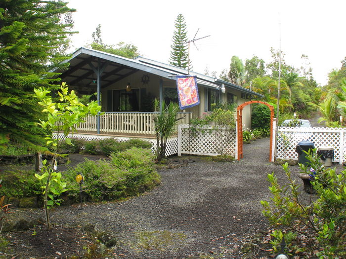 View Our Hawaiian Hideaway