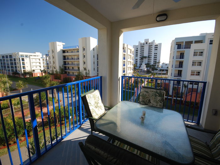 View Oceanwalk Close to the Beach 3BR