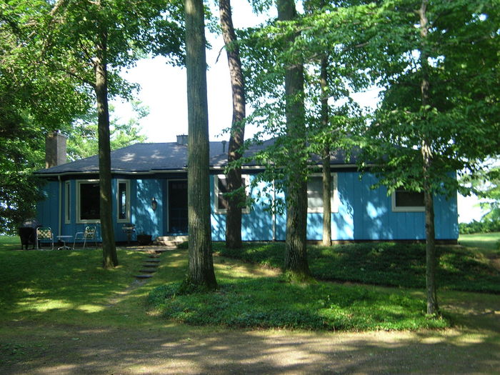 View Lake Michigan Cottage For Rent