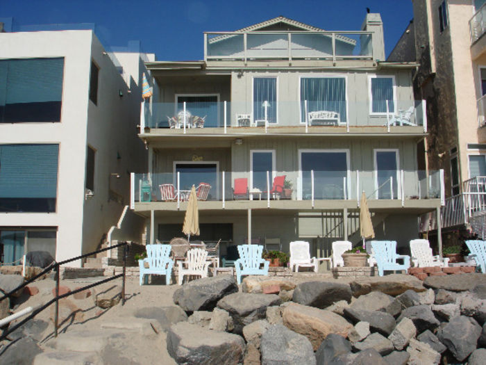 View Oceanfront Condo in Oceanside