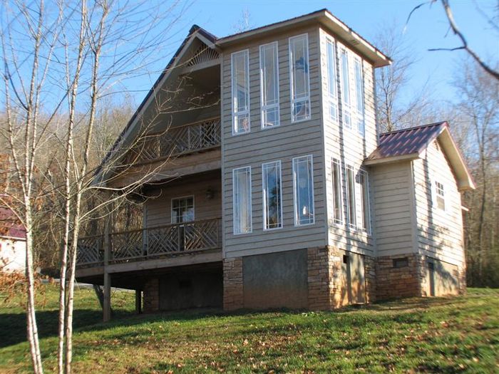 Guntersville, Alabama Kudzu Cove Cabins, Buck Island Rd.