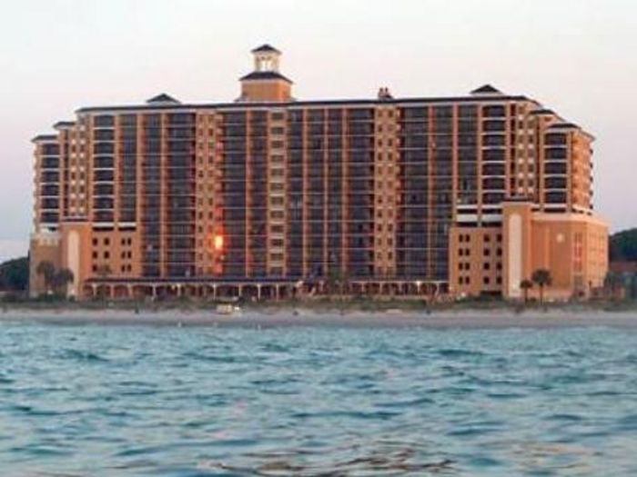 View Island Vista Resort  Oceanfront