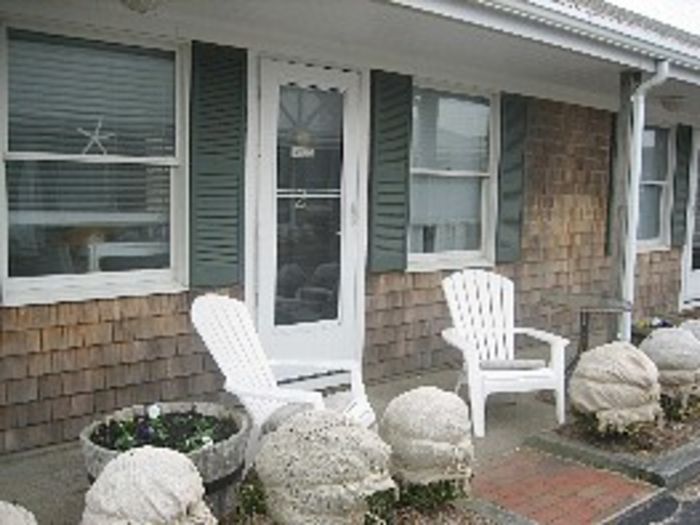 View Cozy Studio Condo on the Beach