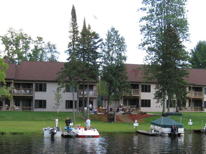 Crivitz, Wisconsin Peshtigo River Vacation Rentals