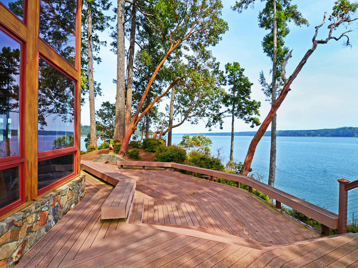 View Madrona Waterfront Splendor