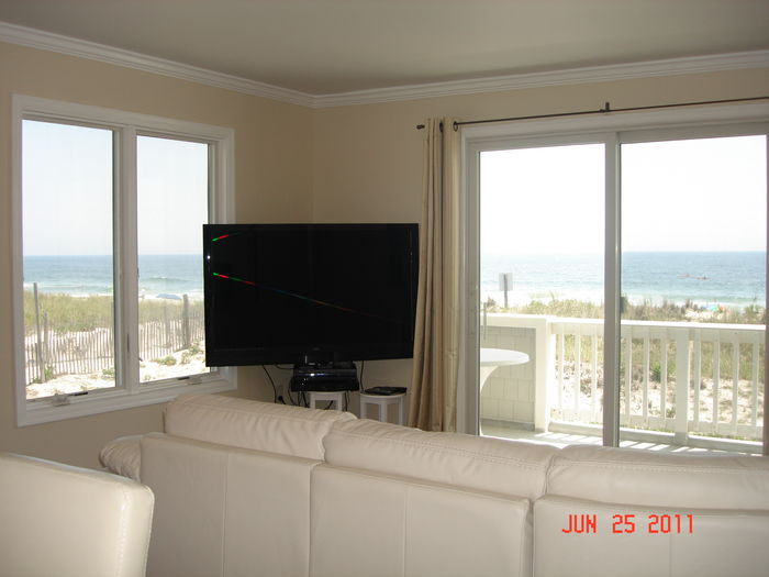 View Spectacular Oceanfront End Unit