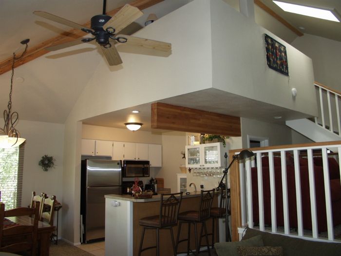 View Canyons Townhome with Loft and