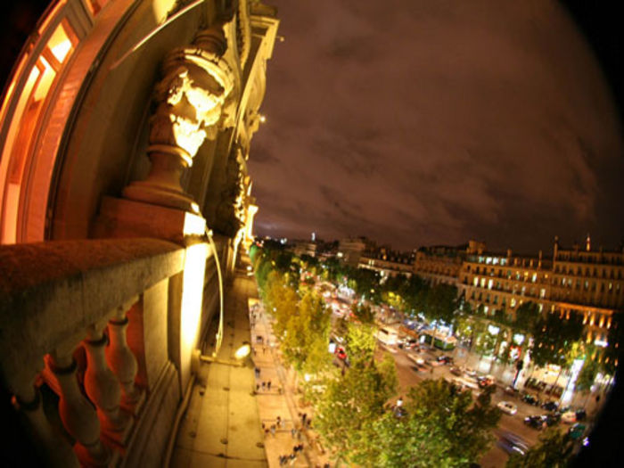 View 160 M2  CHAMPS ELYSEES 