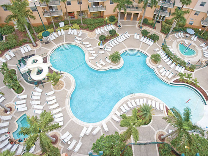 View Wyndham Palm Aire Condo Vacation