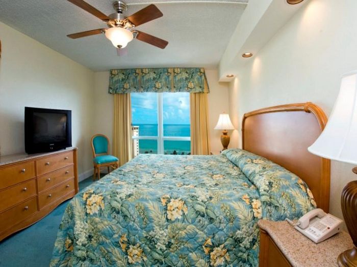 View Fort Lauderdale Beach Resort Condo