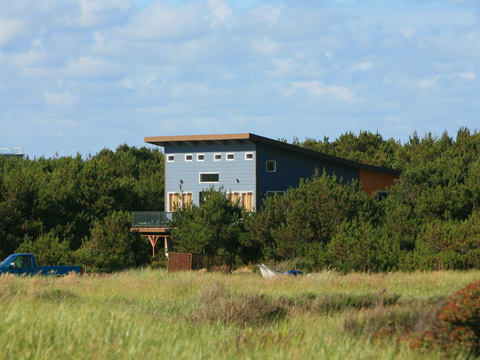 View Modern Beach Cottage