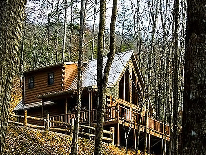 View Wolf Ridge  Hiking to Waterfall