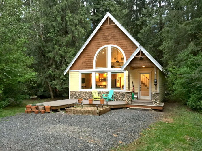 View Mt Baker Lodging  Cabin 1