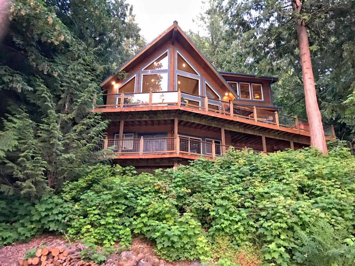 View Mt Baker Lodging  Cabin 7