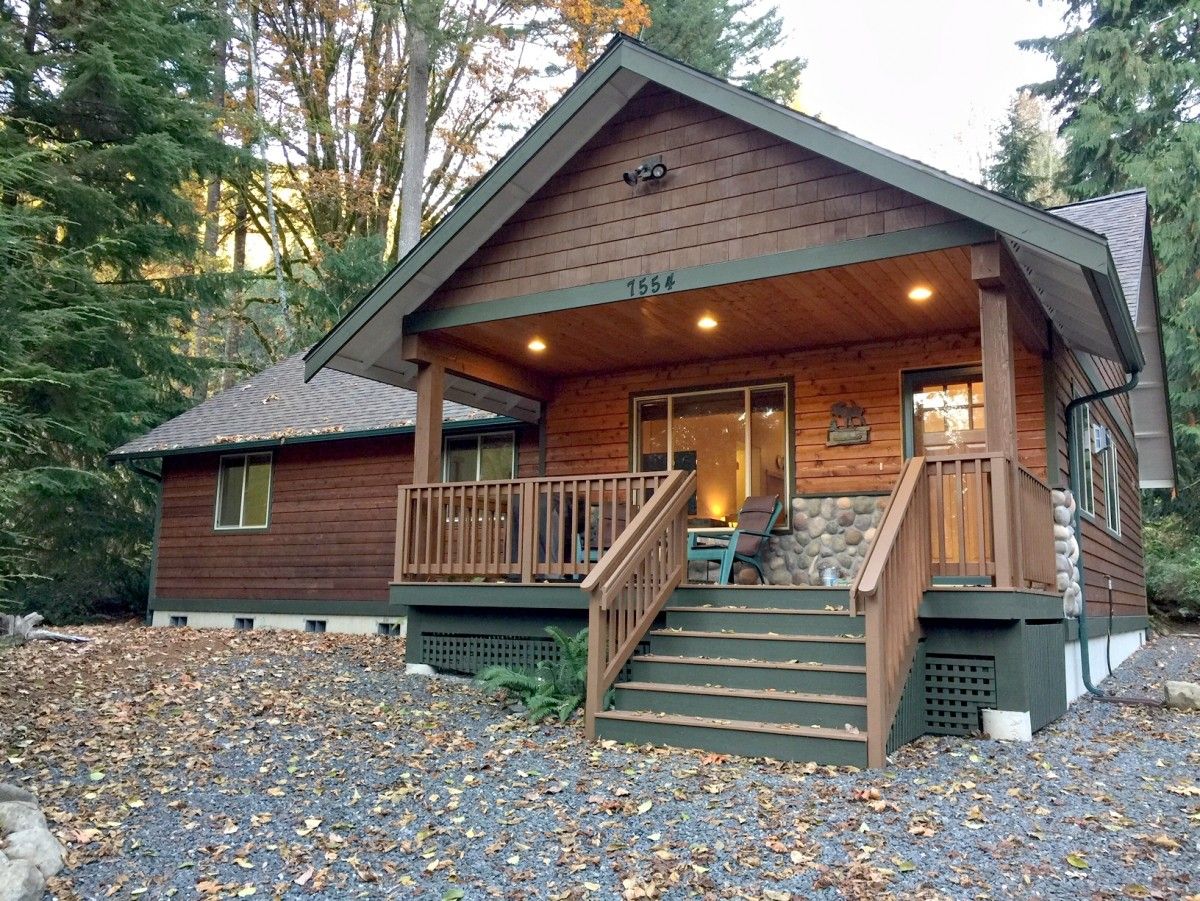 View Mt Baker Lodging Cabin 65  Hot