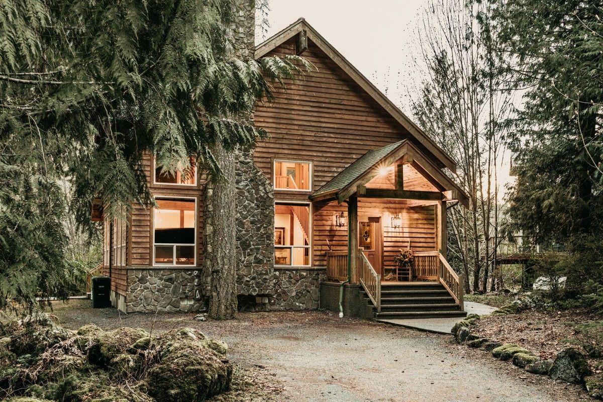 View Mt Baker Lodging  Cabin 20 