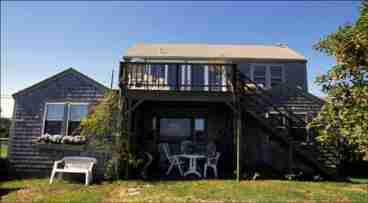 View Harbor Front Cottage