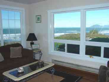 View Oceanfront Sand Cliff Cottage