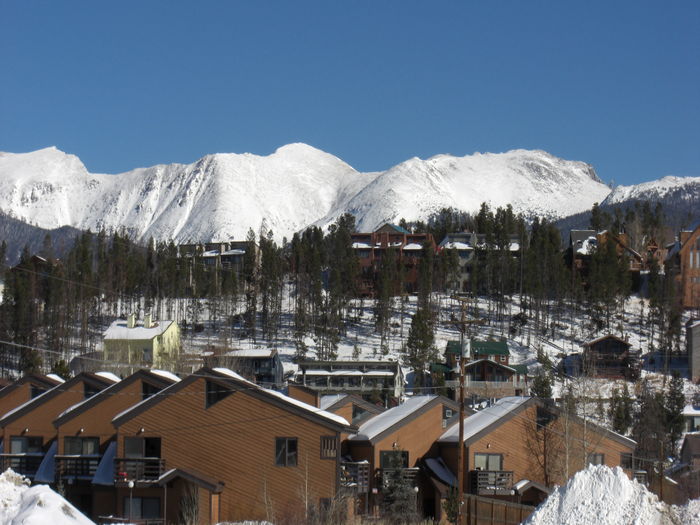 View Spacious Ski Condo with Private