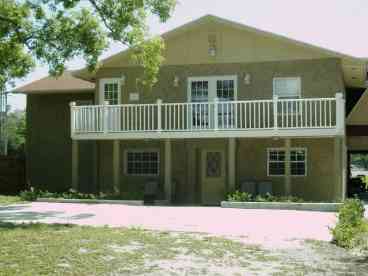 View Lakeland Lake Bonny Vacation Home