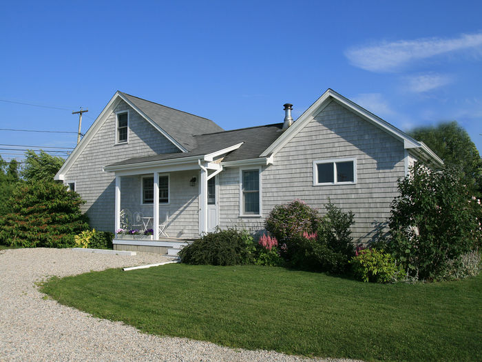 View Nantucket Style Guest Cottage