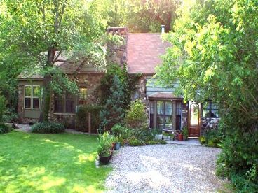 View Willowbrook Cottage Nest