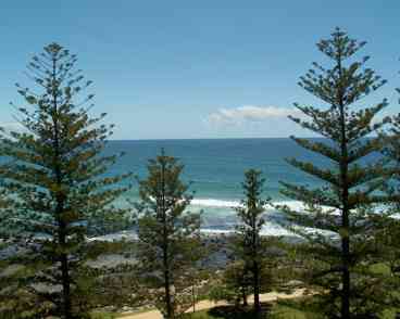 View Burleigh Heads Beachfront Penthouse